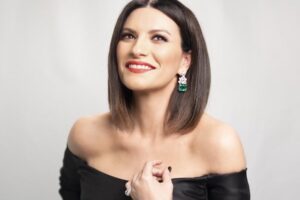 LAURA PAUSINI italian singer 0