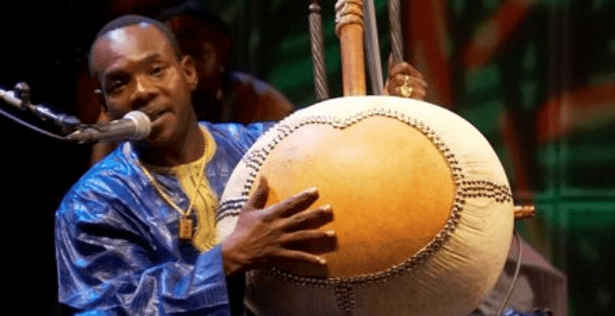 Décès de Toumani Diabaté, roi de la kora