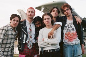 Futur punk: le collectif canadien Crack Cloud et Red Mile