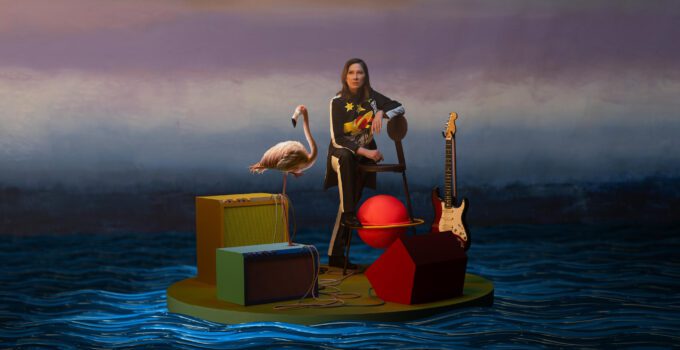 Kim Deal révèle "Crystal Breath" et annonce son premier album