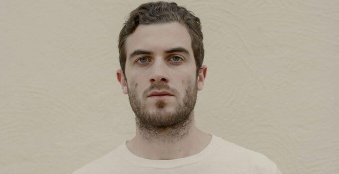 Nicolas Jaar ajoute "Piedras 1 & 2" à sa discographie