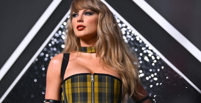 Taylor Swift devient la chanteuse la plus riche du monde