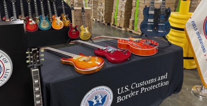 Douanes US saisissent $18M de fausses guitares Gibson