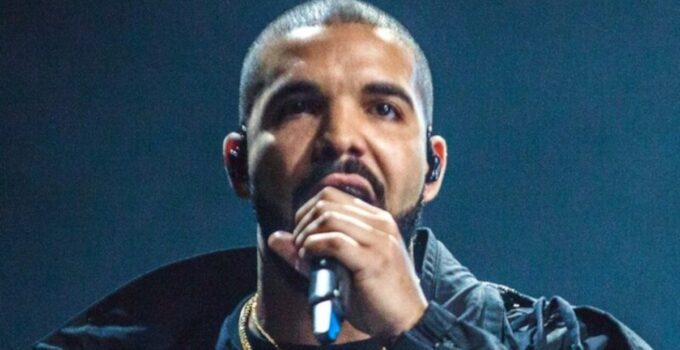 Drake poursuit Universal Music pour diffamation dans "Not Like Us"