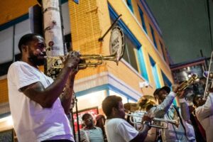 New Orleans local artists featured during Super Bowl
