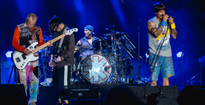 red hot chili peppers looking to sell catalog